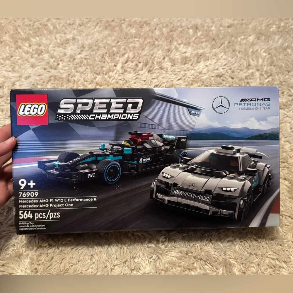 LEGO Speed Champions Mercedes AMG F1 W12 E Performance & Project One Cars 76909